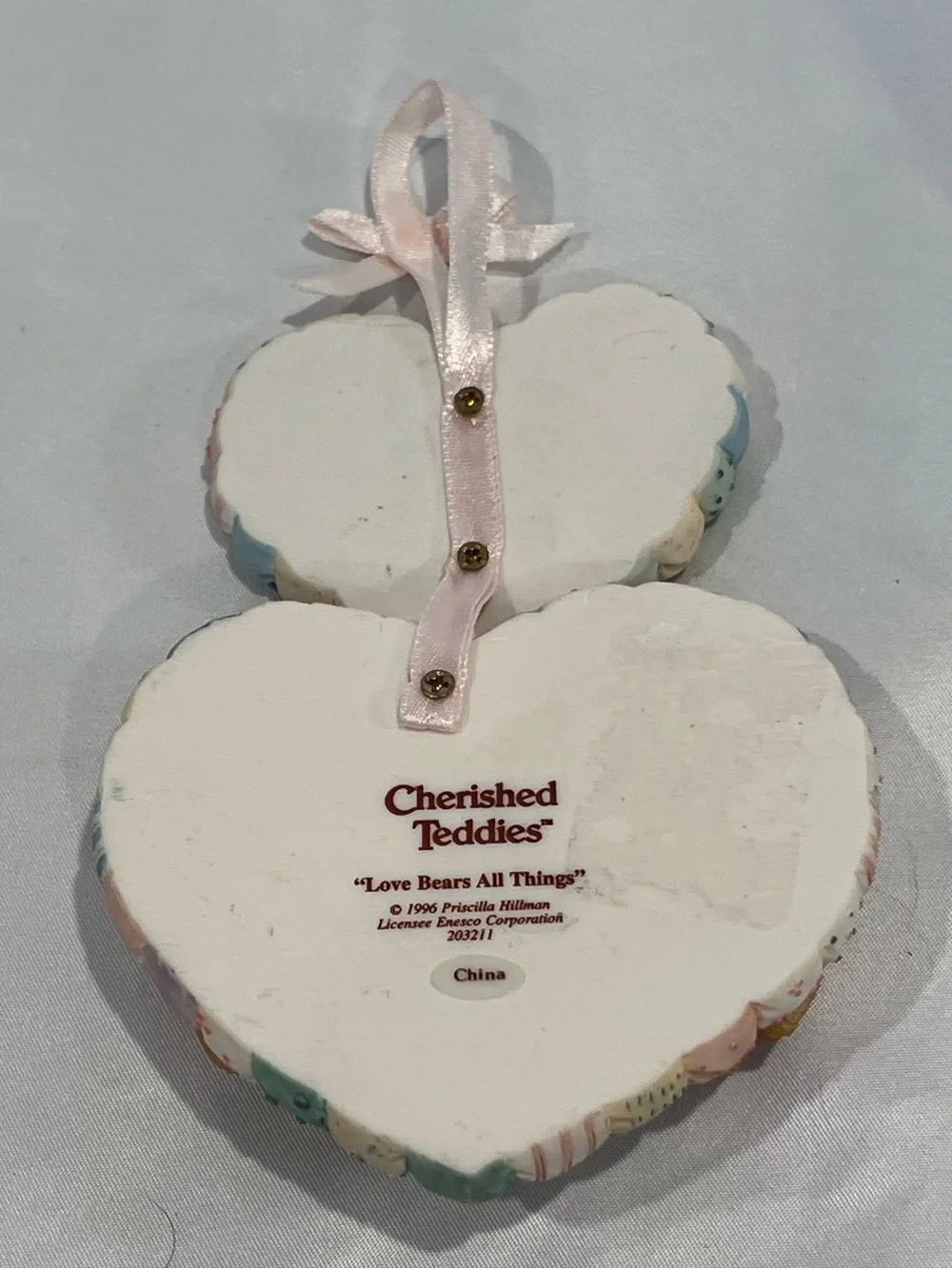 Cherished Teddies 1996 Love Bears All Things Heart Ornament Enesco